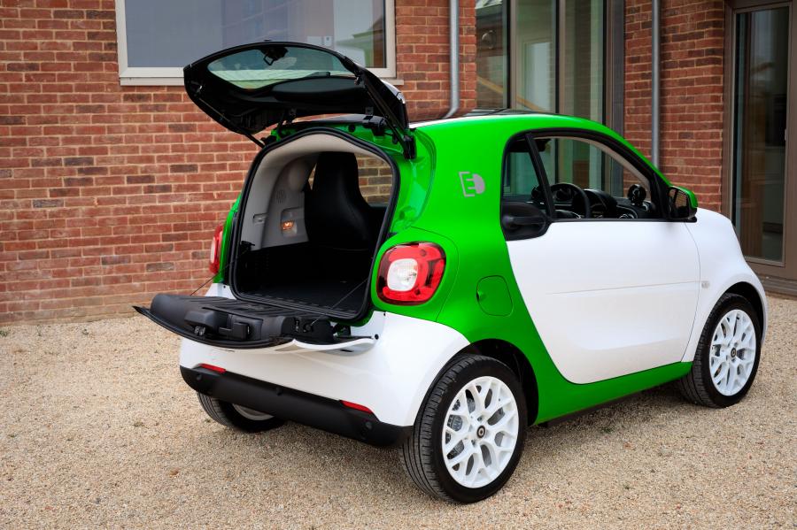 Smart ForTwo Prime Coupe Clectric Drive (C453) 2017 года  (UK) (фото 13 из 32)